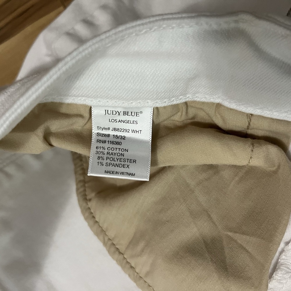 Judy Blue Women's White Skinny Fit Capri Jeans Sz 15/32 High Rise Stretch Denim - Picture 3 of 8